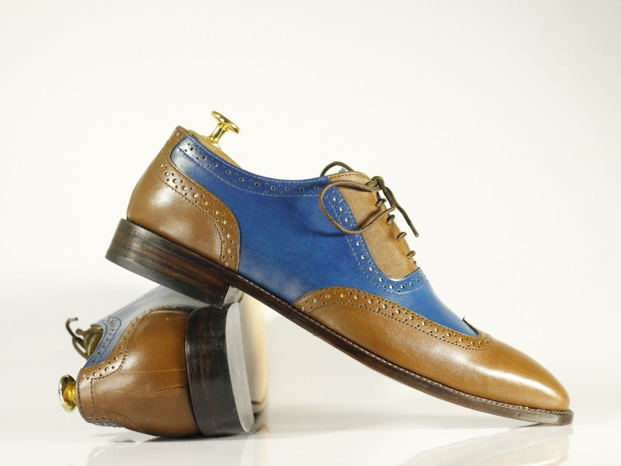 Handmade Men Brown Blue Wing Tip Leather Formal Shoes