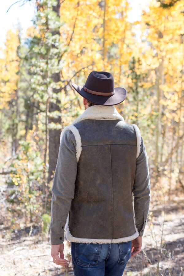 Men’s Distressed Dark Brown Leather Shearling Vest - Kualited