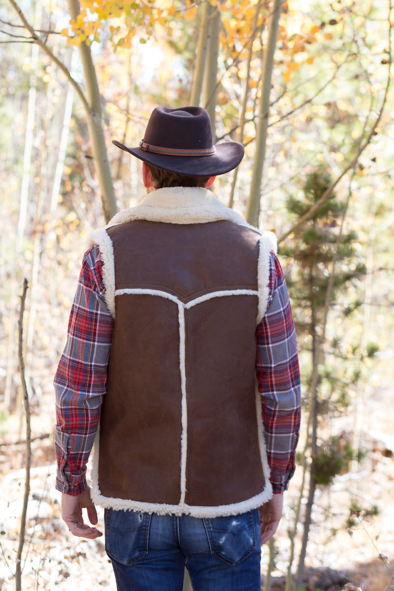 Men’s Sheepskin Rancher Vest with Collar (Wool-Out Seams)