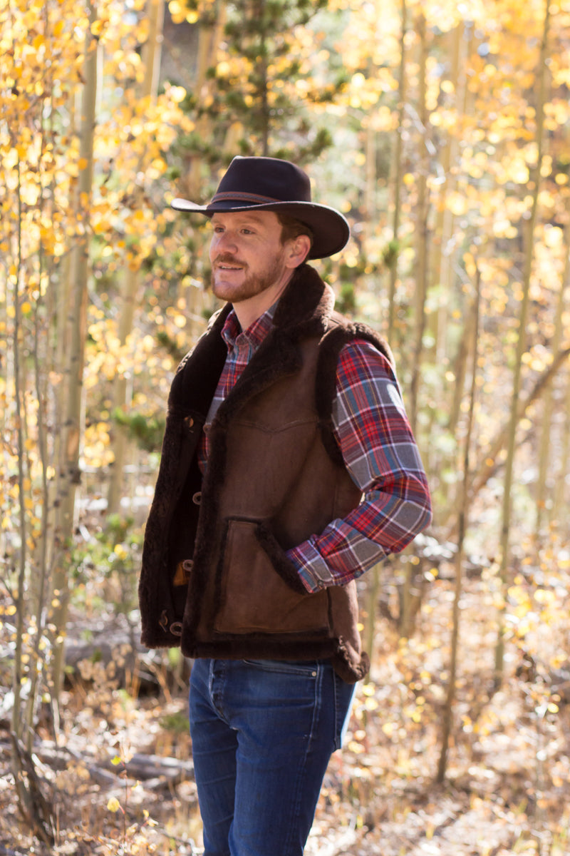 Men’s Sheepskin Rancher Vest with Collar (Finished Seams)