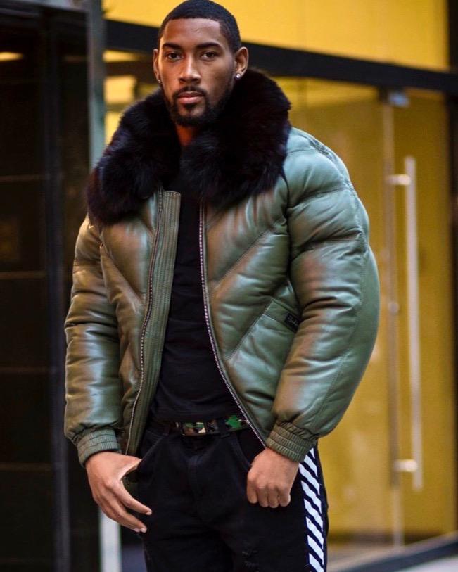 Stylish Olive Green Bomber Jacket for Men with Luxurious Black Fur Trim