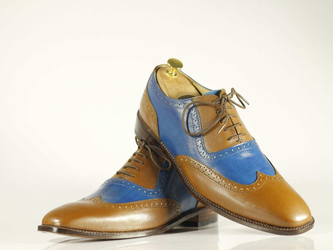 Handmade Men Brown Blue Wing Tip Leather Formal Shoes
