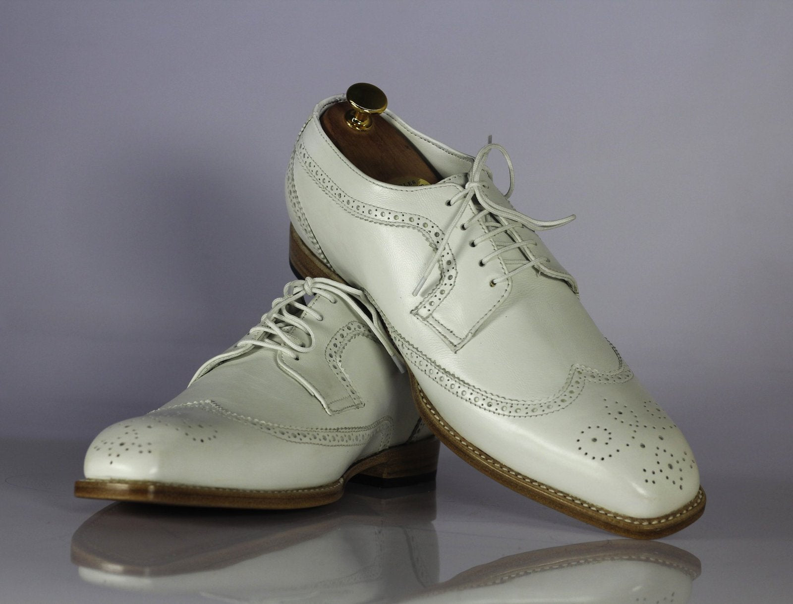 Handmade Men White Leather Wing Tip Brogue Lace Up Shoes