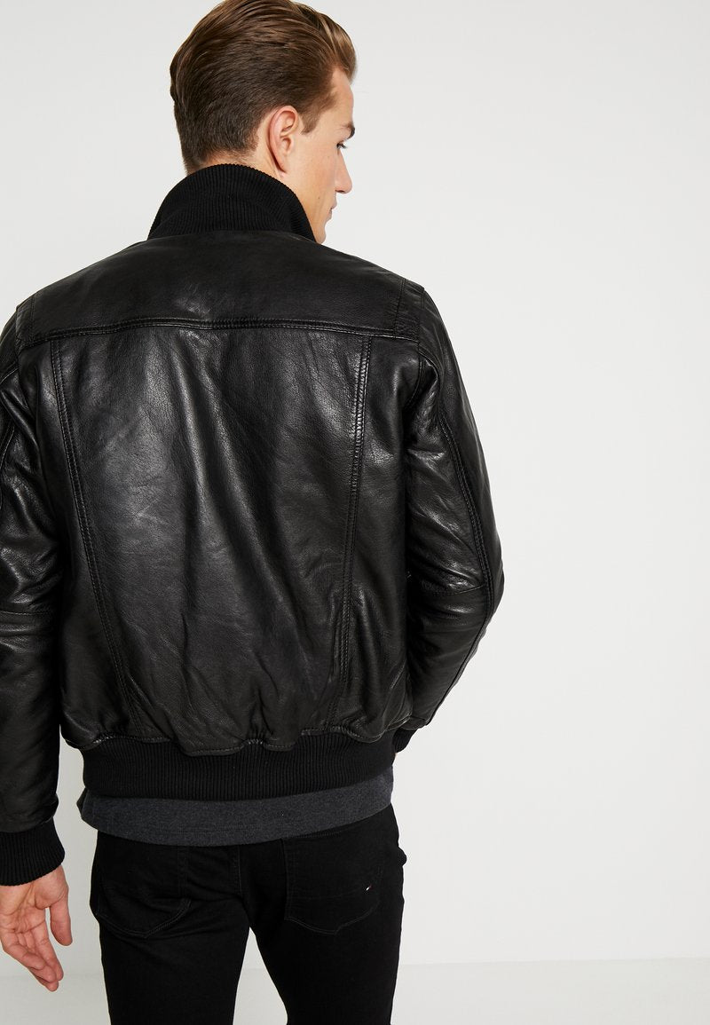 Stylish Men's Black Leather Bomber Jacket for Timeless Elegance