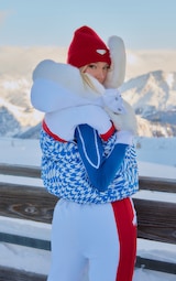 SKI BLUE AND WHITE FAUX FUR DOGTOOTH HOODED GILET