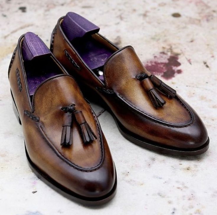 Handmade Men's Two Tone Tassel Loafer Narrow Toe Original Leather Loafer Shoes