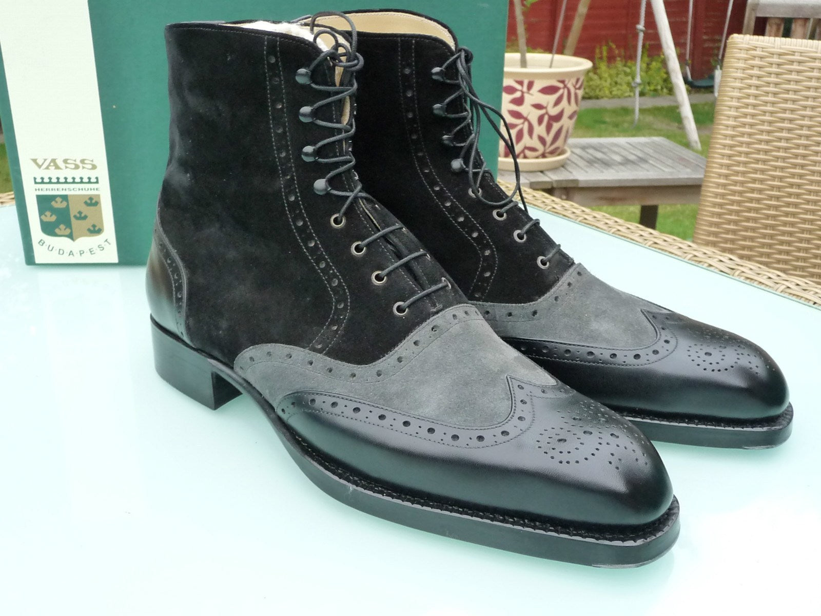 Handmade Men Two Tone Wingtip Black Cap Toe Boots Leather Boot ankle shoes